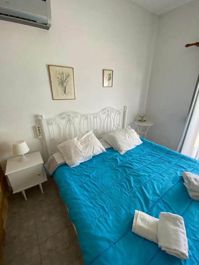 Δωματια Ξανθουλα Xanthoyla Rooms Amaliápoli Exterior foto